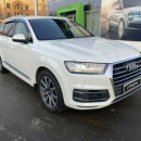 Chuventos Audi Q7 2016> 4 portas