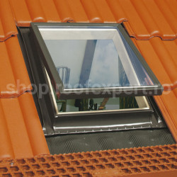 Fereastra luminator FAKRO WGI