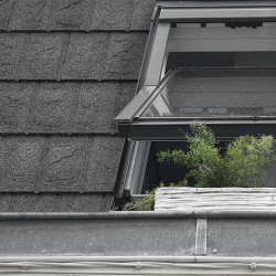 Tigla metalica Novatik Natura Stone dark moon