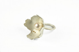 inel moon flower din argint si aur 18k cu perle de cultura  