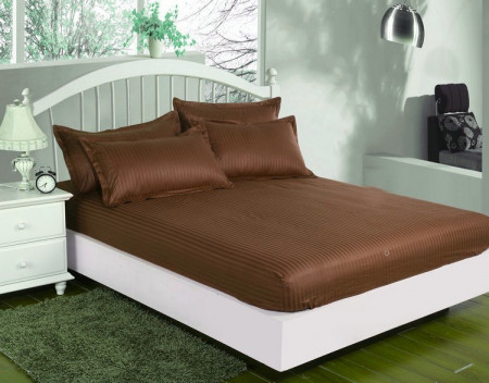 Cearceaf de pat cu elastic + doua fete perna, 160/180x200, culoare Maro, cod CS06
