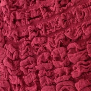 Husa elastica si creponata pentru coltar, cu volanas, culoare Maro