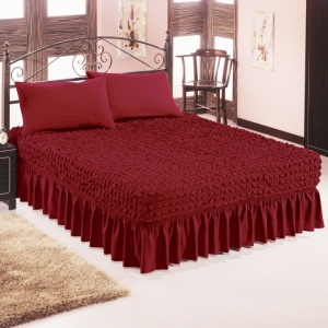 Set husa pat si doua fete de perna elestice si creponate - culoare Bordo
