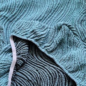 Set 6 huse elastice pentru scaune, model Jacquard Turcoaz in dungi