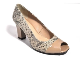 Pantofi bej cu imprimeu din piele naturala M Shoes