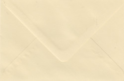Le Suh envelop licht geel 110x156 10 stuks 410903 (Locatie: NN197 )