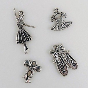 Nelllie's Choice 8 metalen bedels meisje CHARM002 (Locatie: K3)