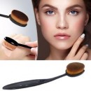 Овална четка за грим PRO OVAL BRUSH Най-актуалният модел Четки за Грим в момента