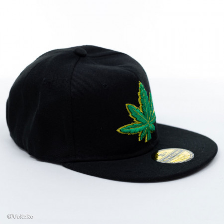 Șapcă logo Marijuana neagră poza 1