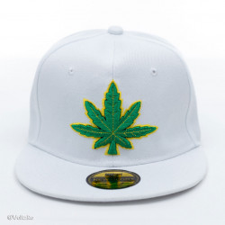 Șapcă logo Marijuana albă poza 1