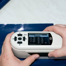 Colorimetru spectrometru PCE-CSM7