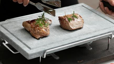 Noul trend- Pietre de gatit cu roca vulcanica- Bisetti Noul trend- Pietre de gatit cu roca vulcanica- Bisetti