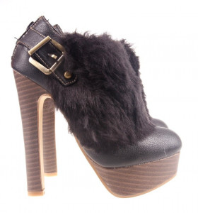 Botine cu toc Desire
