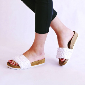 Papuci chic Diane alb