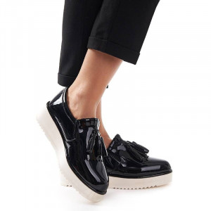 Sneakers din lac cu talpa inalta Melania negru
