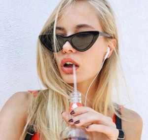 Ochelari de soare retro ochi de pisica Giuliana rosu cu lintila argintie