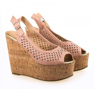 Sandale cu platforma Mia roz