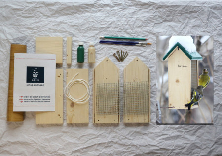 Hrănitoare DIY Hortieco - Kit, Cutia cu aripi - Kit hrănitoare DIY