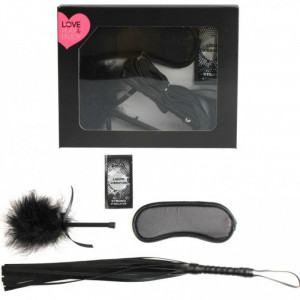 Secretplay First Kit Bdsm Feather + Monodose + Whip + Blindfold