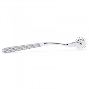 Fifty Shades Mais Escuro Adreanaline Spikes Metal Watenberg Pinwheel