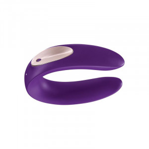 Partner Toy Plus Vibrator Estimulando Ambos Os Parceiros