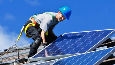 Servicii de instalare sisteme fotovoltaice 10KWP