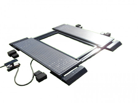 Elevator Tomax 2,5tf