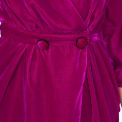 Rochie fucsia din catifea cu lungime asimetrica