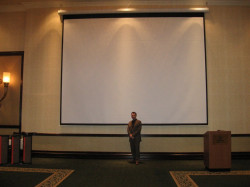 Ecran proiectie electric, perete/tavan, 365,7 x 274,3 cm, EliteScreens VMAX180XWV, Format 4:3, Trigger 12V