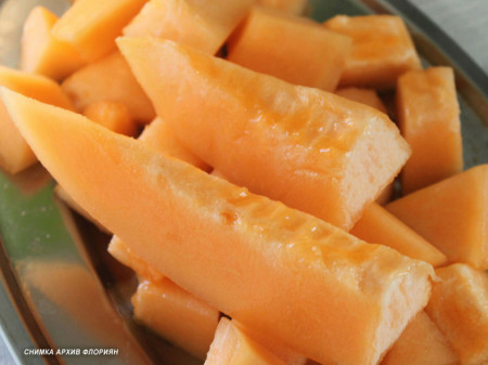 Sladina F1 Sweet F1 pepene galben (120 seminte) tip ananas cu miez portocaliu Sladina F1, Florian