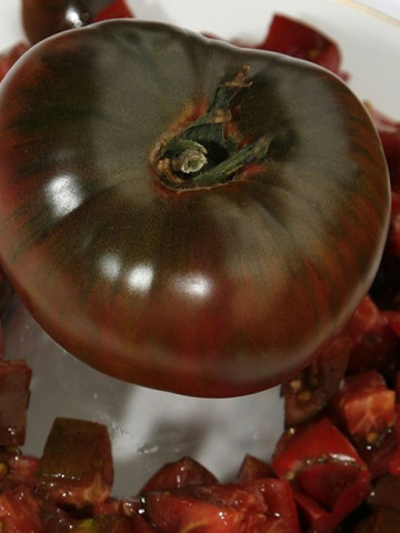 Negre de Tula (Black from Tula) – 1 gr – Seminte Tomate Negre de Tula Nedeterminate Mari Extratimpurii Soi Deosebit de Gustos