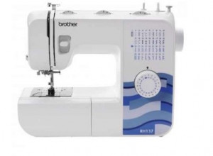 Masina de Cusut Brother RH137