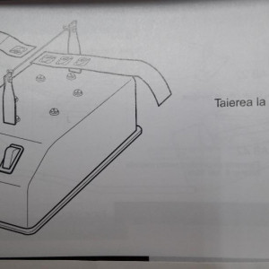 Aparat de taiat etichete la cald