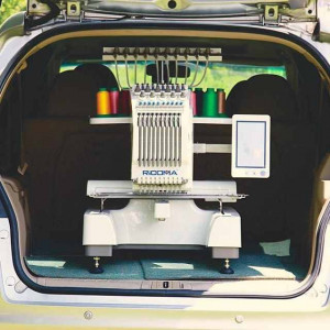 Masina de brodat RICOMA EM-1010