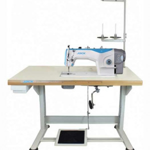 Masina de cusut liniar JACK A2