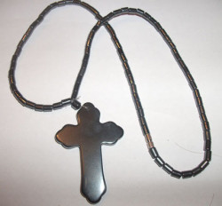 Colier cruce - hematit