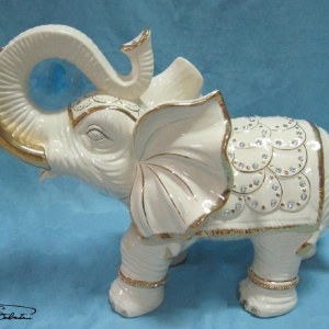 Elefant din Portelan VS5070 VITTORIO SABATINI