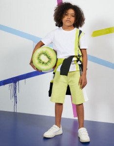 Tricou guess din bumbac pe alb cu dungi verzi de baieti 2 - 7 ani