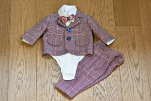 Costum de botez cu sacou si pantalon in carouri