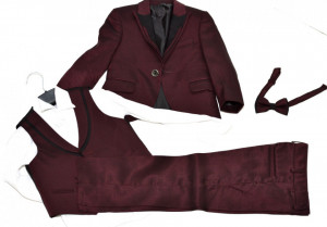 Costum pentru ceremonie pentru copii
