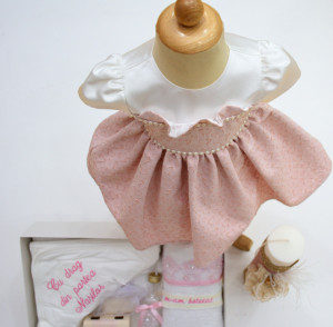 Rochie inimioare roz
