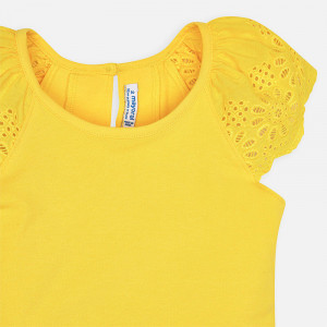 Tricou galben, Mayoral