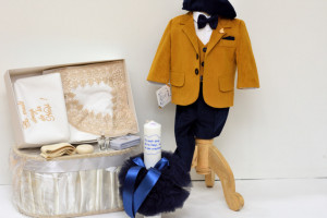 Costum botez Levin din catifea gen raiat