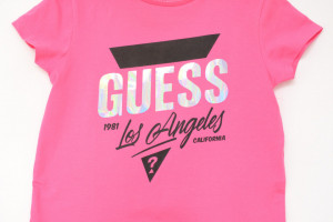 Tricou Guess roz aprins