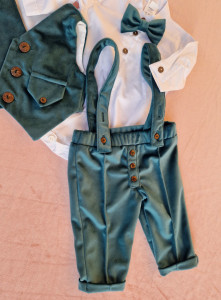 Costum de eveminent verde smarald