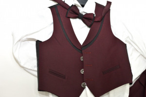 Costum pentru ceremonie pentru copii