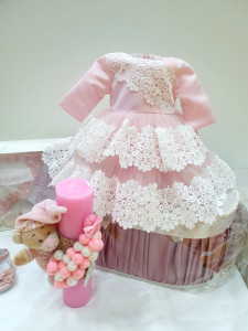 Set trusou botez de fetita cu dantela ivoire, rochita pe roz