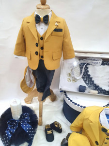 Trusou de botez pentru bebe baiat galben