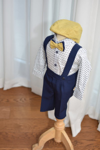 Costum de botez cu sacou galben din în , 6 piese