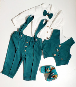 Costum de eveminent verde smarald